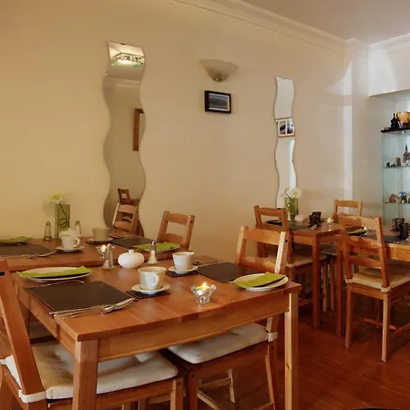 Elephant Pensión Westport