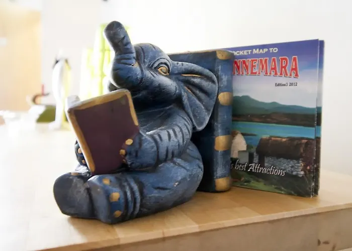 Elephant Affittacamere 3*