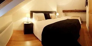 Guest house Elephant Westport